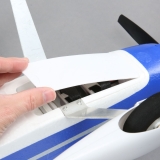 E-flite Valiant 1350mm mit Safe und AS3X - BNF Basic